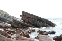 The rocks of Bachladdich Beach give a graphic illustration of the area's geology.
